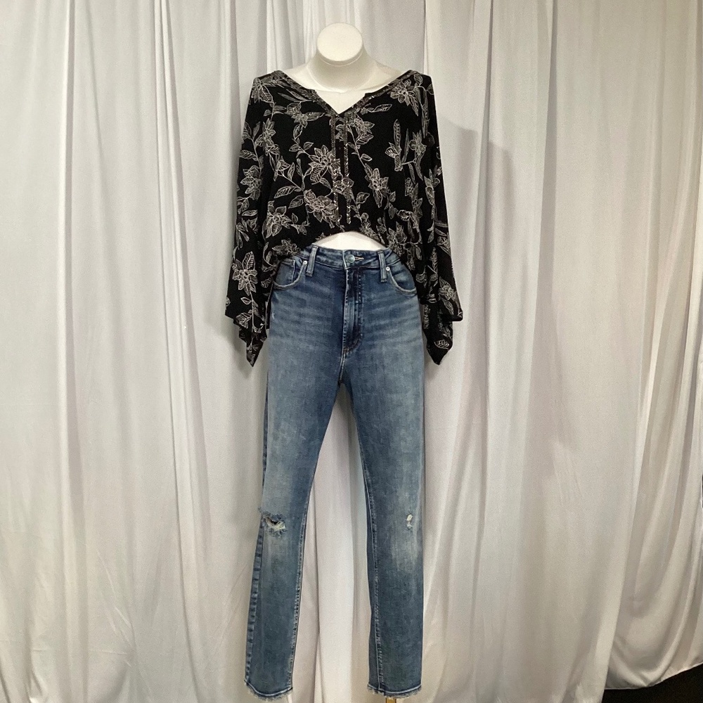 1494. Amuse Society Blouse NWT Size L - Picture 2 of 5